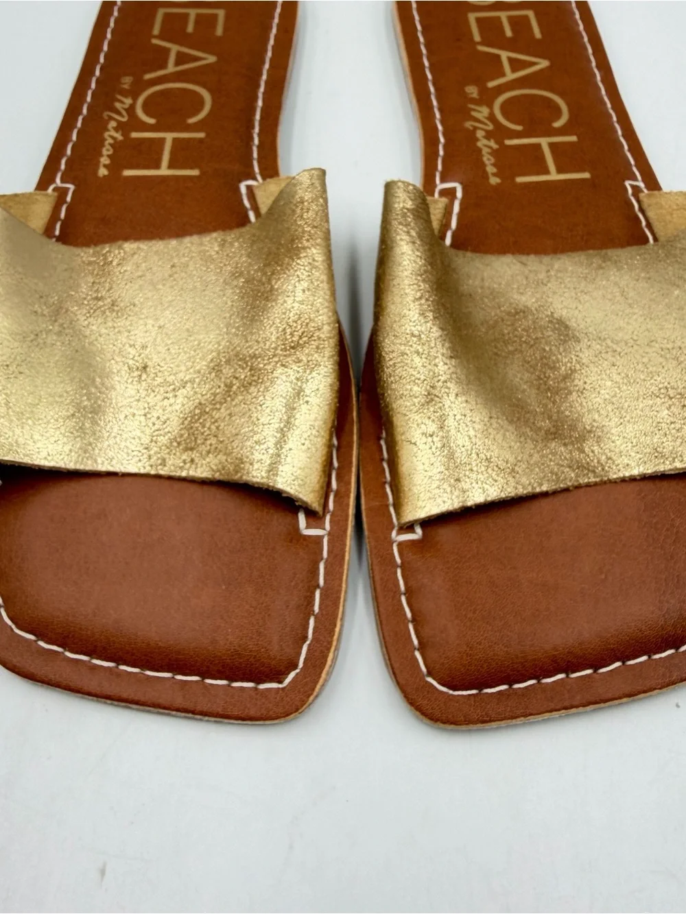 Beach by Matisse Bali Flat Sandal Slide Gold Leather Wide Strap Womens 6M